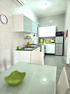 Photo C of this room