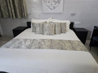 Photo J of this room