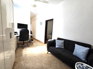 Photo C of this room