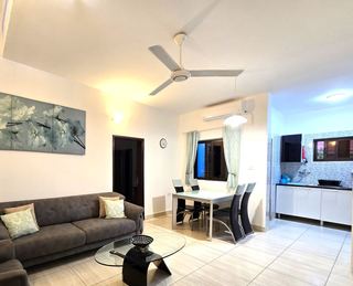 Photo H of this room