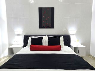Photo E of this room