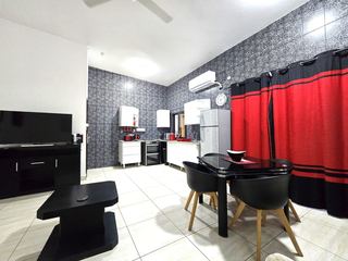 Photo H of this room
